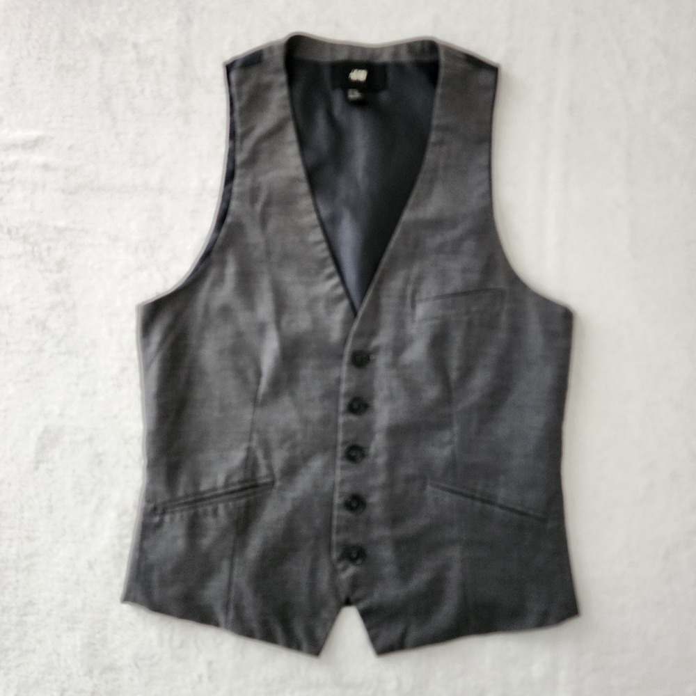 H&M Waistcoat Vest Mens 34R Grey Slim Fit Formal Suit Wedding Business Grad Work